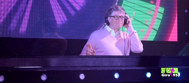 Confira o video do Bill Gates mostrando seu talento como DJ em programa de TV