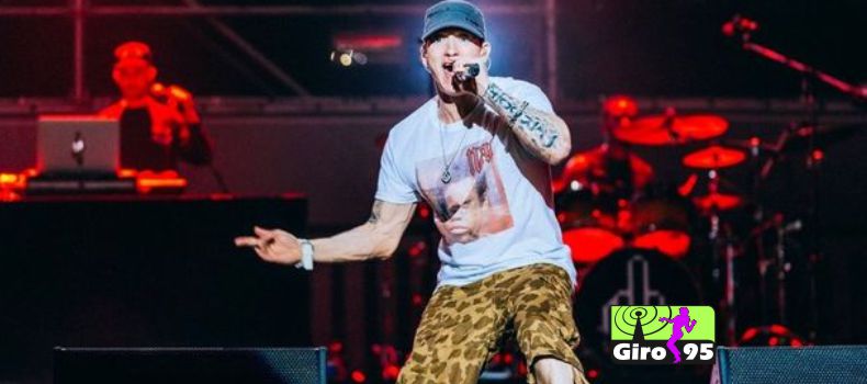 Eminem reproduz som de tiros em show e deixa fãs em pânico
